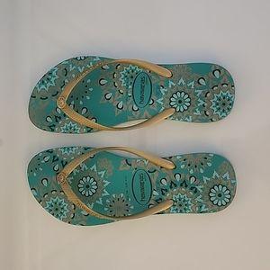 Havaianas flip flops